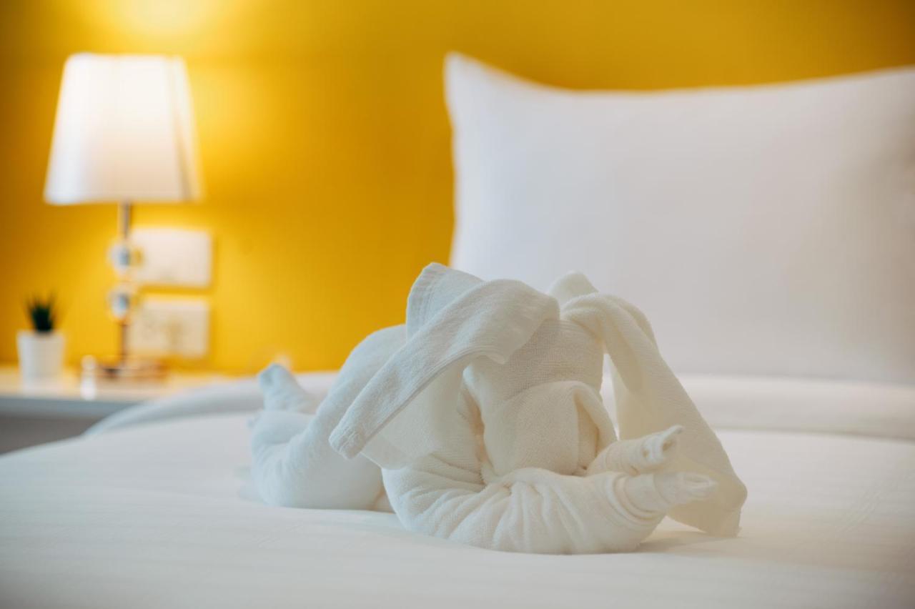 Chanita Hotel צ'ומפון מראה חיצוני תמונה